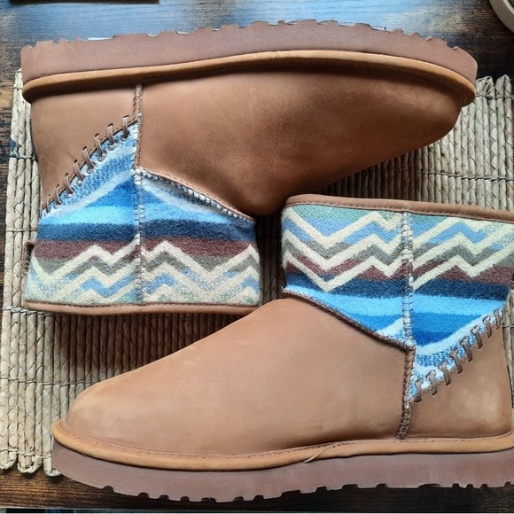UGG Ugg/Pendelton Collab classic mini uggs. Chestnut brown with zigzag fabric. - Picture 5 of 6